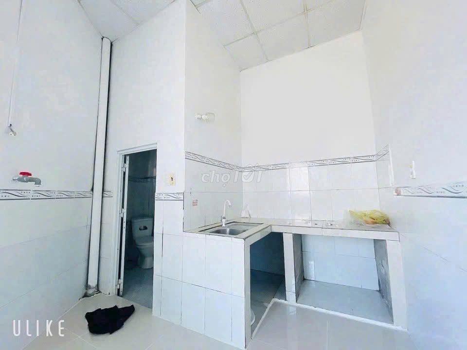 Vỡ nợ chủ bán gấp căn nhà 125m2 Tân Thông Hội Củ Chi chỉ  990tr