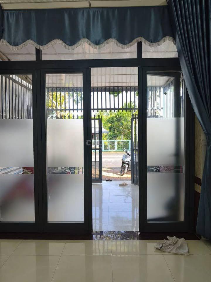 Ngộp chủ bán gấp căn nhà 123m2 đường giồng cát Tân Phú Trung Củ Chi