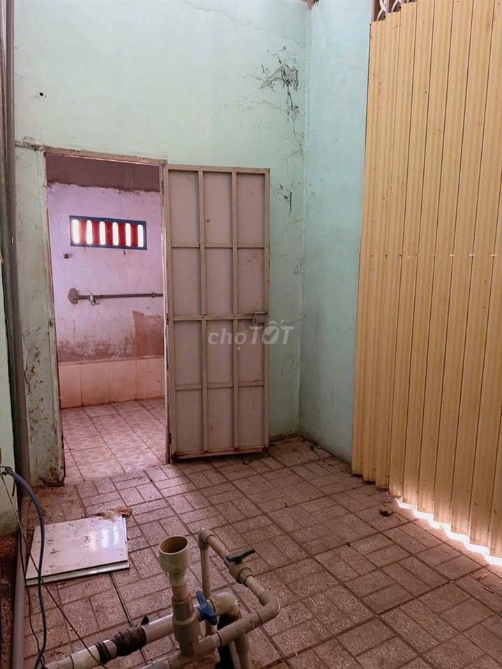 Ngộp chủ bán gấp căn nhà 131m2 Tân Phú Trung Củ Chi ( FULL THỔ CƯ )