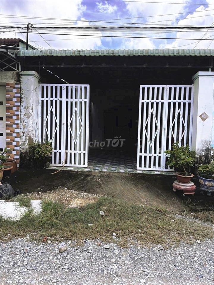 Ngộp chủ bán gấp căn nhà 113m2 đường giồng cát Tân Phú trung Củ Chi