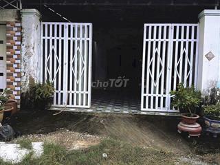 Ngộp chủ bán gấp căn nhà 113m2 đường giồng cát Tân Phú trung Củ Chi