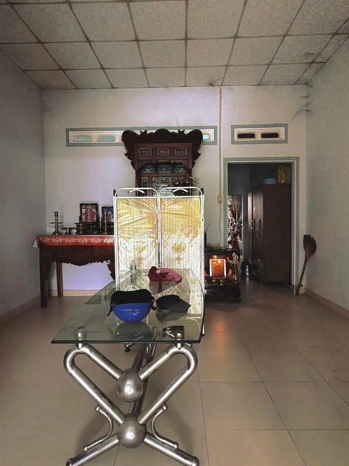 Ngộp chủ bán gấp căn nhà 113m2 đường giồng cát Tân Phú trung Củ Chi