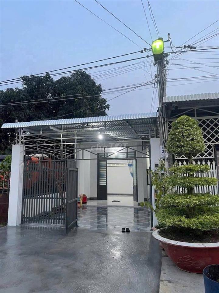 Vỡ nợ chủ bán gấp căn nhà 138m2 Tân Thông Hội Củ Chi (chỉ 1 tỷ 150tr)