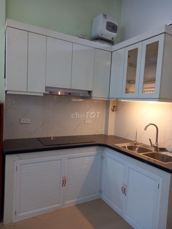 Cho Thuê Nhà Nguyên Căn 4 Tầng, 3 Ngủ FULL Đồ, Ô Tô Thông, Thoáng Sáng