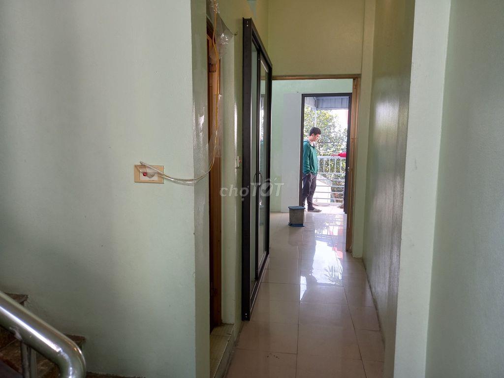 Cho Thuê Nhà Nguyên Căn 4 Tầng, 3 Ngủ FULL Đồ, Ô Tô Thông, Thoáng Sáng