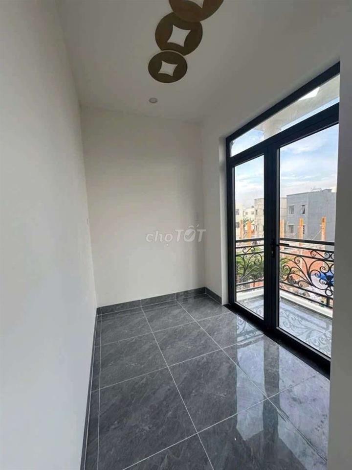 CHÍNH CHỦ CHO THUÊ NHÀ NGUYÊN CĂN 3 TẦNG, 4 PHÒNG NGỦ –  DĨ AN