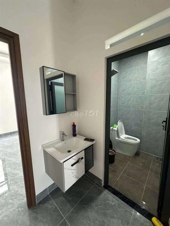 CHÍNH CHỦ CHO THUÊ NHÀ NGUYÊN CĂN 3 TẦNG, 4 PHÒNG NGỦ –  DĨ AN