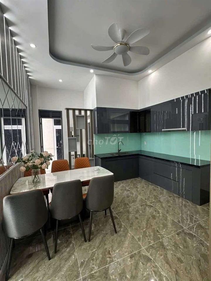 CHÍNH CHỦ CHO THUÊ NHÀ NGUYÊN CĂN 3 TẦNG, 4 PHÒNG NGỦ –  DĨ AN