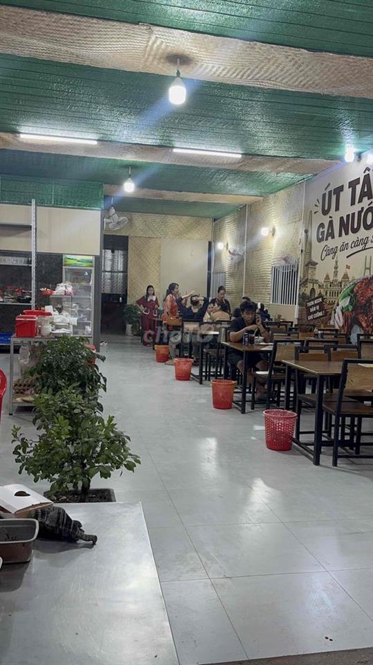 sang mặt bằng
