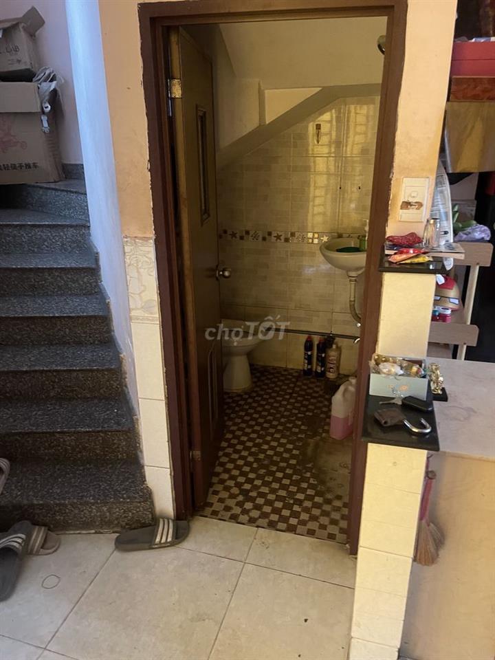 Cần bán nhà lac long quân , hẻm xe tải , mặt tiền noi bộ