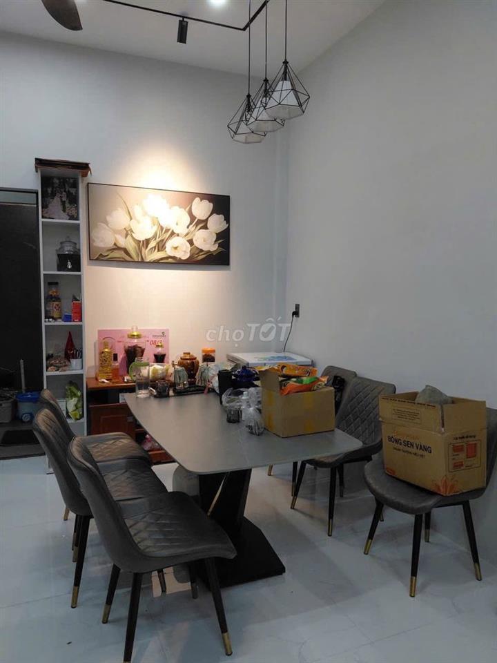 CHO THUÊ NHÀ NGAY TRƯỜNG ĐH CÔNG THƯƠNG -4.6X12M - GIÁ 10 TRIỆU