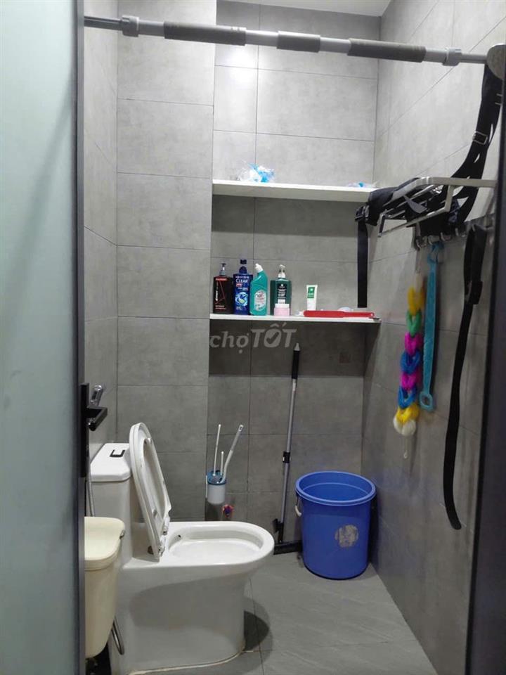 CHO THUÊ NHÀ NGAY TRƯỜNG ĐH CÔNG THƯƠNG -4.6X12M - GIÁ 10 TRIỆU