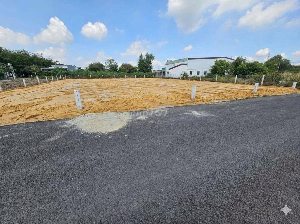 Cô 6 rất cần tiền,gửi bán nhanh 137m2 giá  550tr MT nhựa tại Gia Lộc