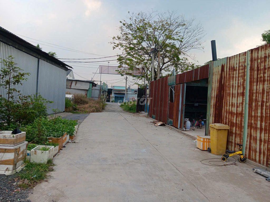 BÁN ĐẤT TẶNG KHO ĐANG CHO THUÊ 30TR/THÁNG - DTSD 600m2 - GIÁP BÌNH TÂN