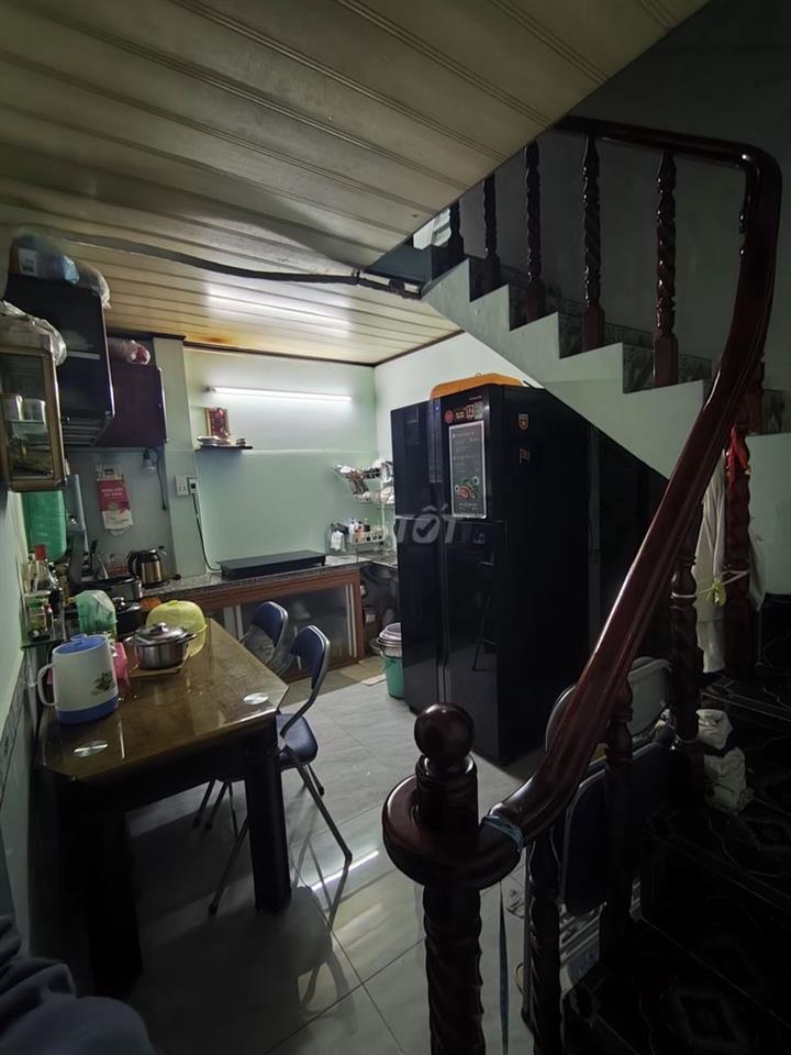 Bán nhà 57m2 chính chủ sổ hồng hẻm cụt oto 1 xẹt, 2 tầng, 3 PN, 2 WC