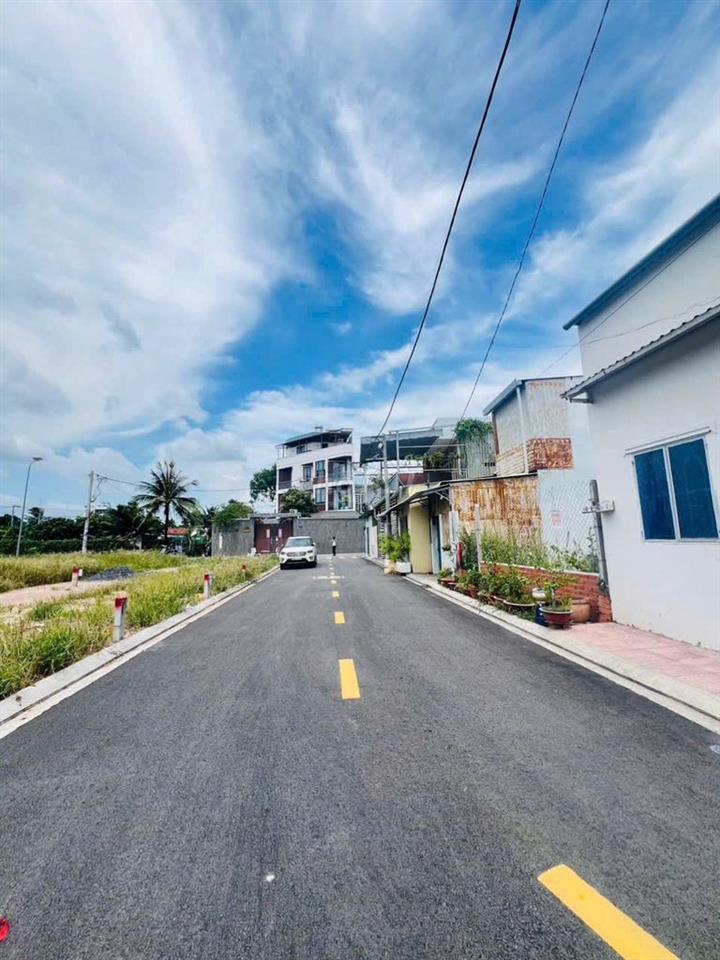 BÁN ĐẤT VEN SÔNG - 60M2 GIÁ 3TỶ - CẬN THỦ ĐỨC GẦN CV MẮT PHƯỢNG SỔ SẴN