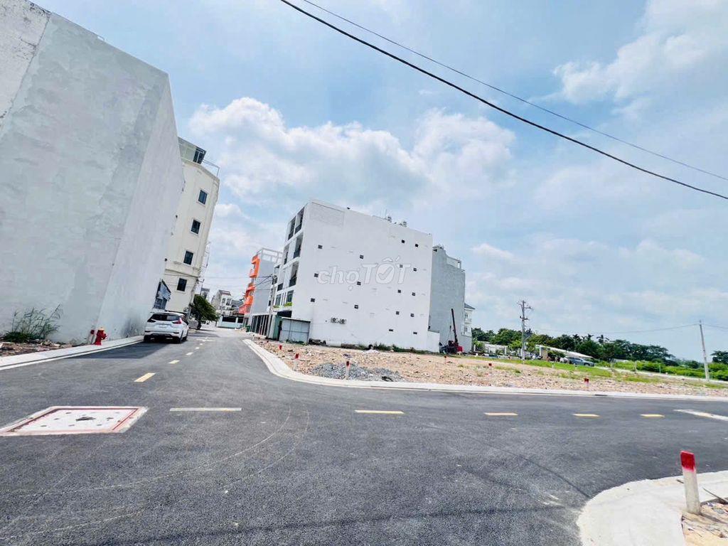 BÁN ĐẤT VEN SÔNG - 50M2 GIÁ 3TỶ250 - HẺM 154 VƯỜN LÀI AN PHÚ ĐÔNG SHR