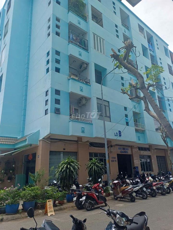 Tôi bán căn góc thang máy lầu cao