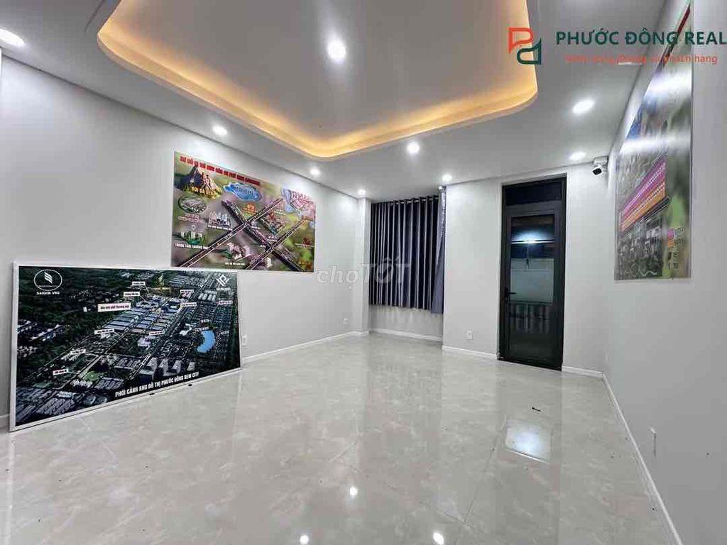 Cho thuê nhà 1 trệt 2 lầu tại Phước Đông New City