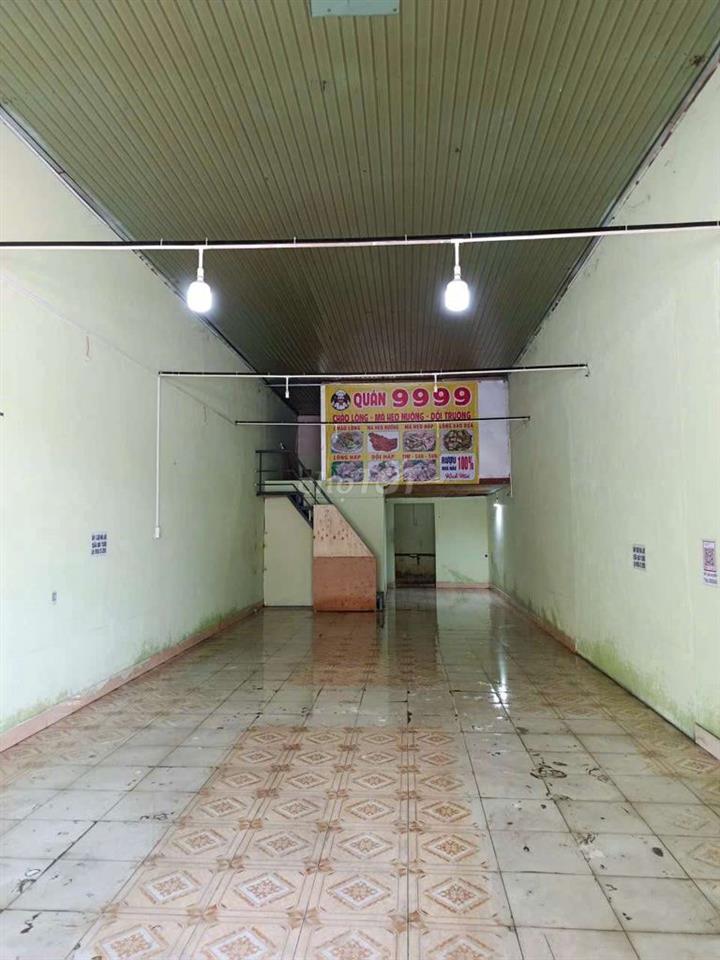 Cho thuê mặt bằng 100m2