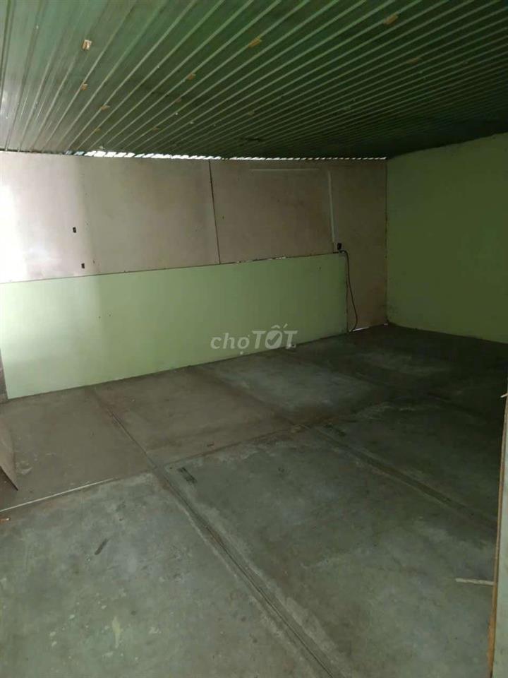 Cho thuê mặt bằng 100m2