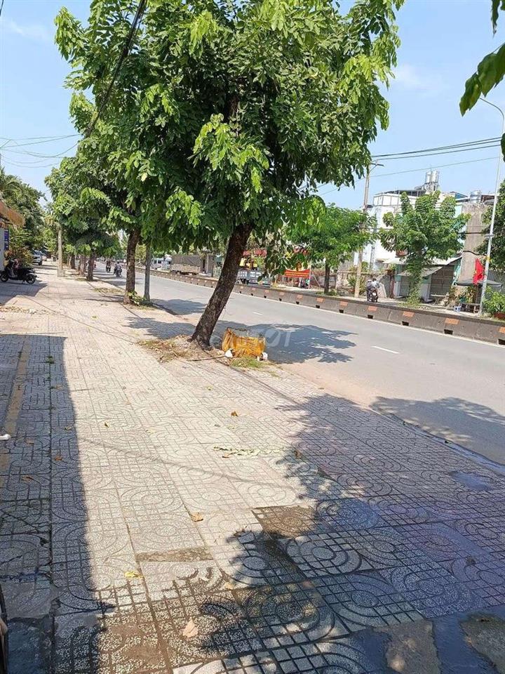 Mặt bằng kinh doanh 100m2