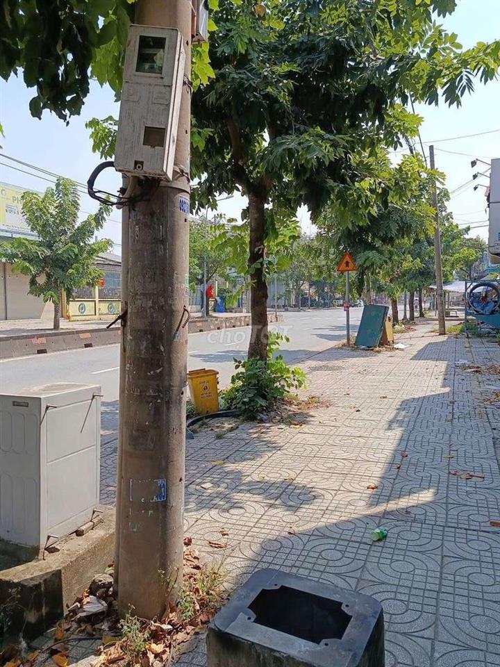 Mặt bằng kinh doanh 100m2