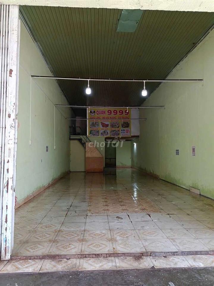 Mặt bằng kinh doanh 100m2