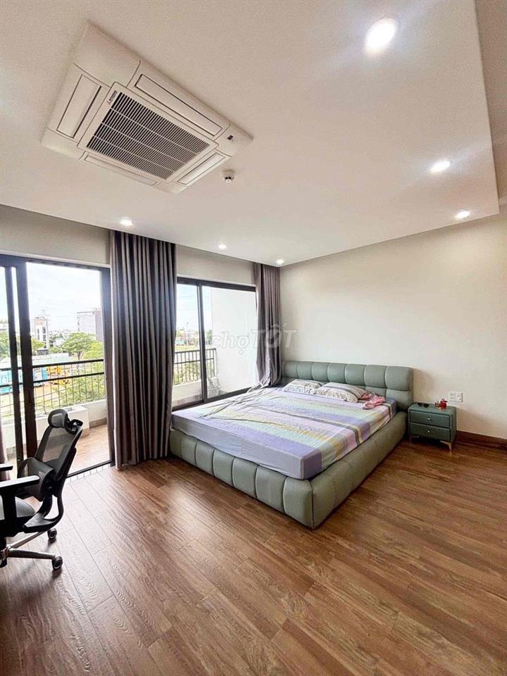BIỆT THỰ 4 PHÒNG NGỦ TẠI TRUNG TÂM HÒA XUÂN