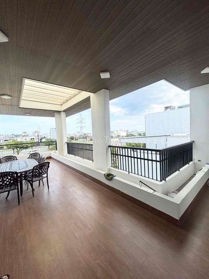 BIỆT THỰ 4 PHÒNG NGỦ TẠI TRUNG TÂM HÒA XUÂN