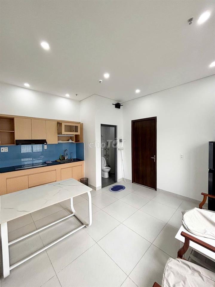 CĂN HỘ 1PN RỘNG GẦN CROWN PLAZA