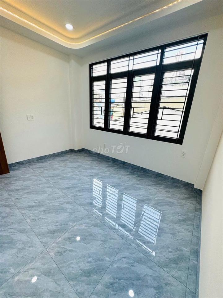 CHÍNH CHỦ BÁN NHÀ MỚI TRỆT 2 LẦU 4PN P17 GV