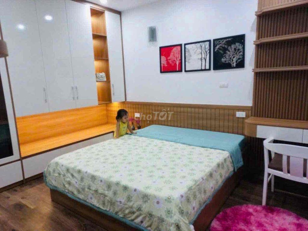 CHO THUÊ CHUNG CƯ MẶT PHỐ NGUYỄN LAM –2 NGỦ - NỘI THẤT ĐẦY ĐỦ -  VIEW