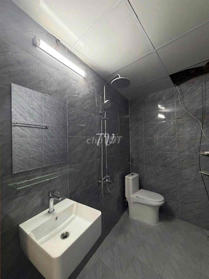 CHO THUÊ CĂN HỘ PHỐ NGỌC THUỴ - FULL ĐỒ -THANG MÁY