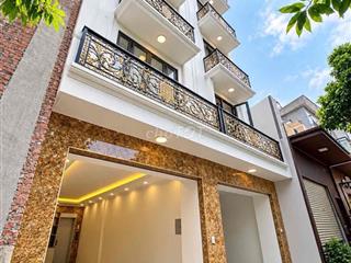 NHÀ ĐẸP PHÚC ĐỒNG – SÀI ĐỒNG – THANG MÁY – Ô TÔ VÀO NHÀ – hơn 8tỷ