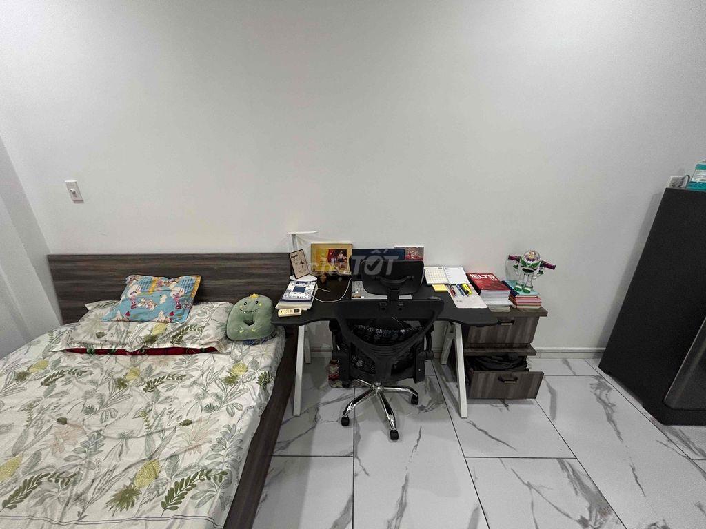 Pass studio rộng nội thất đầy đủ