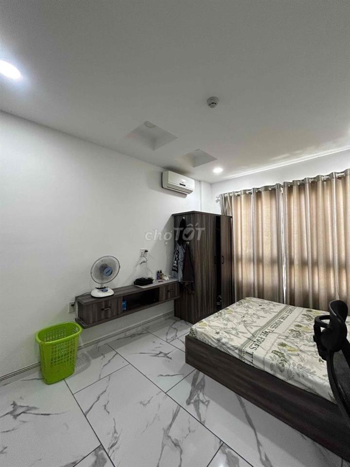 Pass studio rộng nội thất đầy đủ