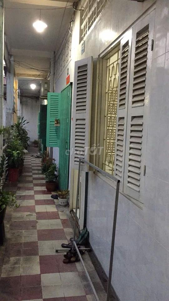 Thang bộ lầu 3 Diện tích 85m2