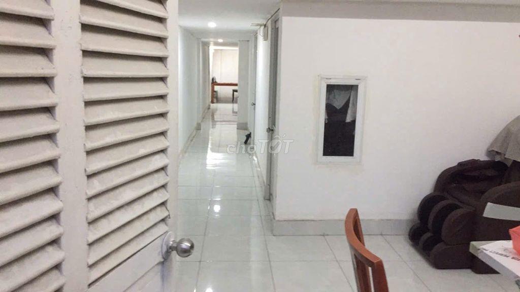 Thang bộ lầu 3 Diện tích 85m2