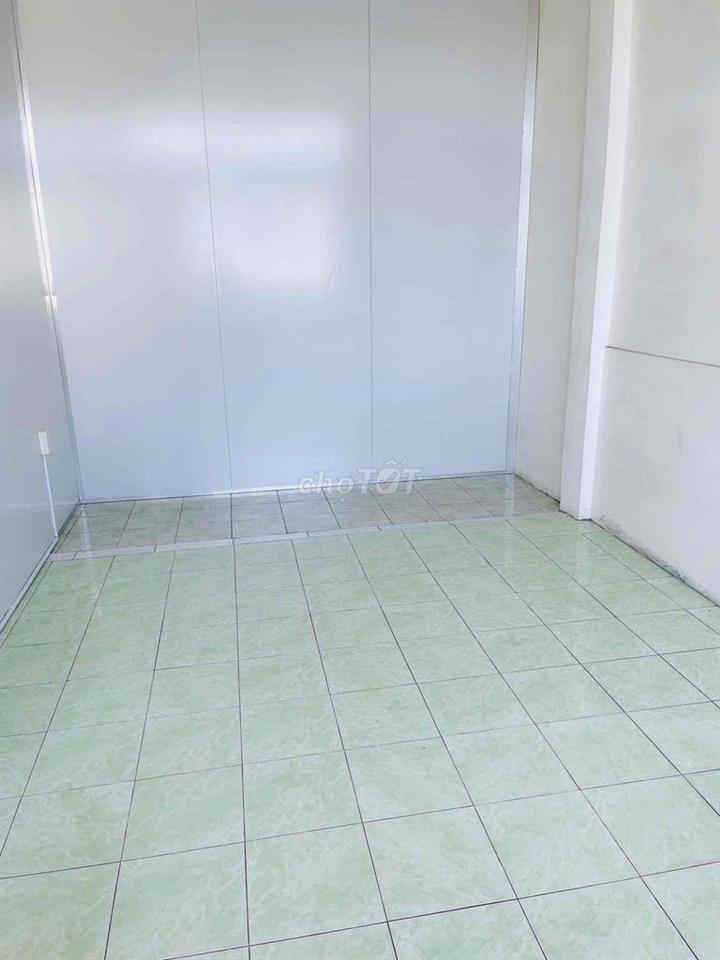 cho thuê phòng,lầu 2 phòng 1 tolet danh cho sinh viên