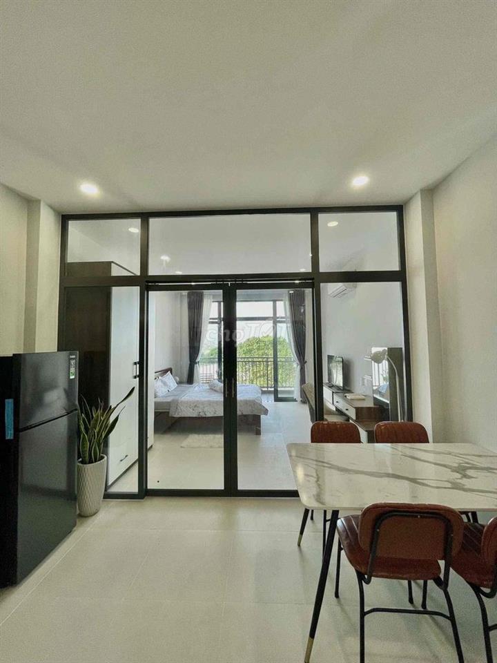 Căn Hộ 1PN Cao Cấp Ban Công Gần Sân Bay Tân Sơn Nhất Quận Tân Bình