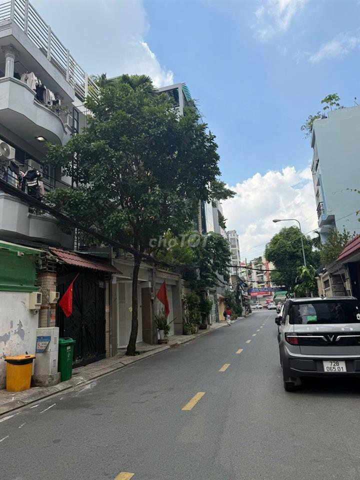Bán gấp nhà riêng tại Bạch Đằng, 26,5 tỷ, 106m2, 3 tầng, 20PN