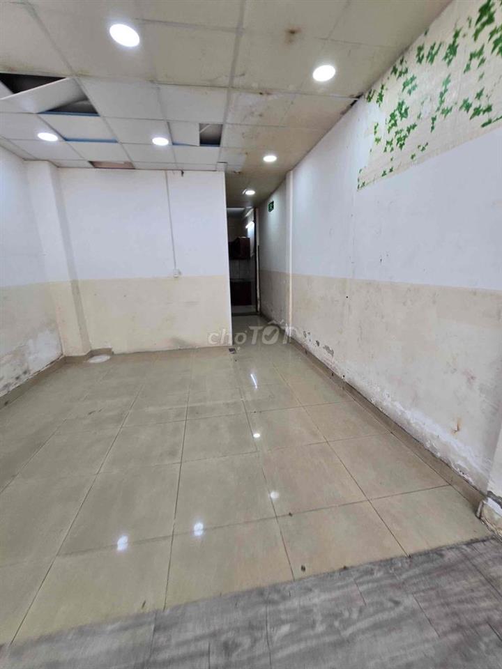 Cho thuê nhà nguyên căn mặt tiền hẻm 8m, Trần Tấn