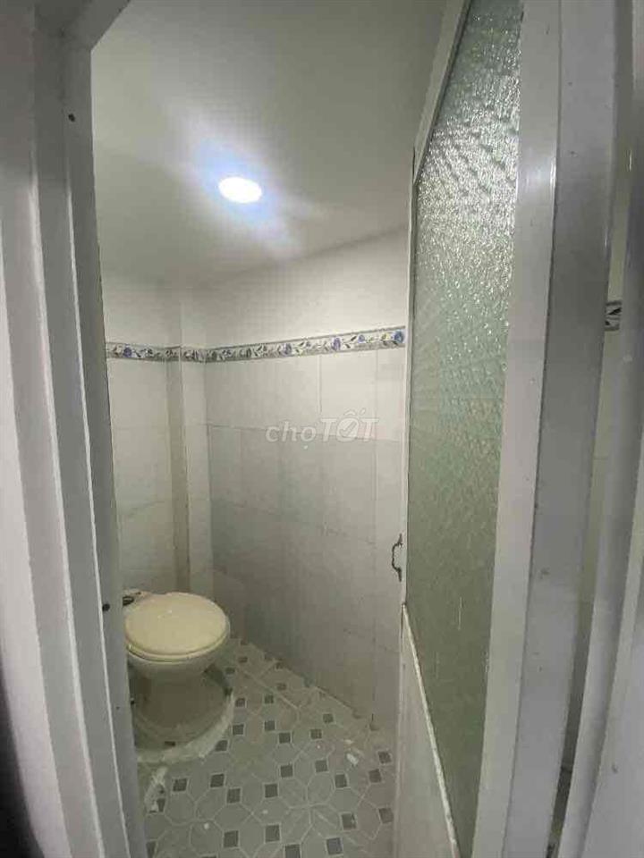 Giá 3 Triệu ( Tân Phú - Lê Thúc Hoạch ) Cọc trước 2 triệu giữ chỗ