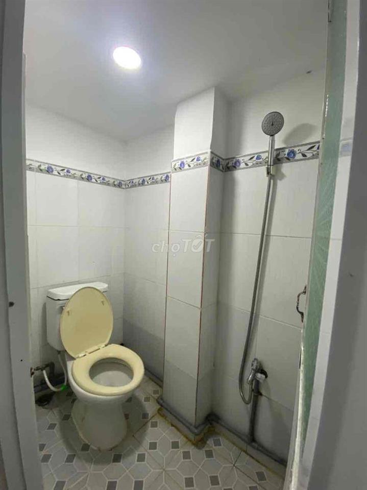 Giá 3 Triệu ( Tân Phú - Lê Thúc Hoạch ) Cọc trước 2 triệu giữ chỗ