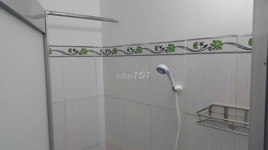 Phòng cách ngã ba Mỹ Thành 500m