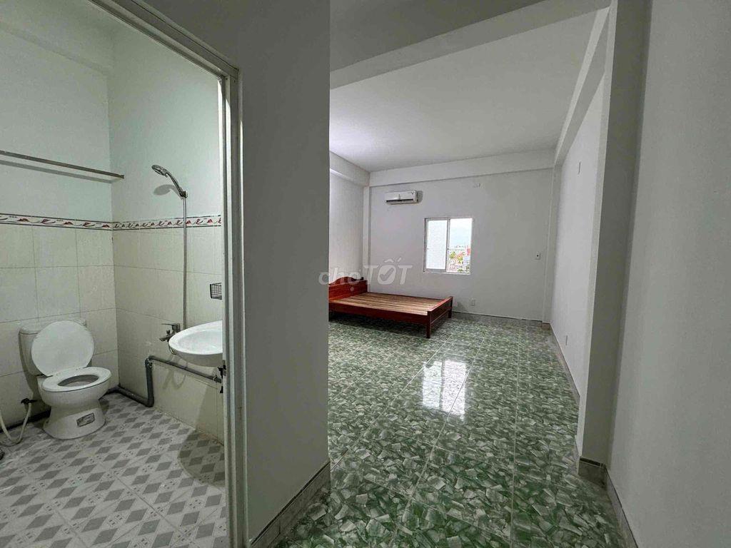 Cho Thuê Phòng 30m2 Tiện ích ngay chợ và Trường Đại Học Văn Hoá