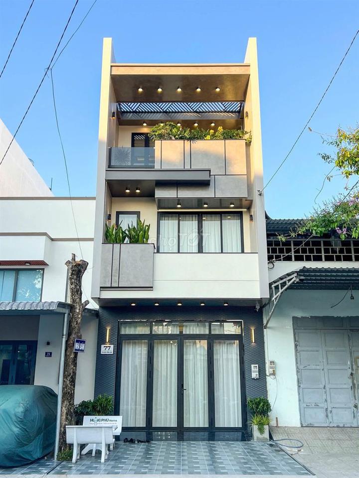 NHÀ GIÁ RẼ - 4 NGỦ, 4WC, Ô TÔ RA VÀO THOẢI MÁI 