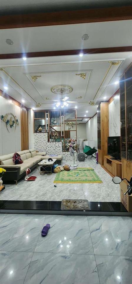 bán gấp nhà 94m2..1 trệt 2 lầu kdc bình đáng bình hòa hcm