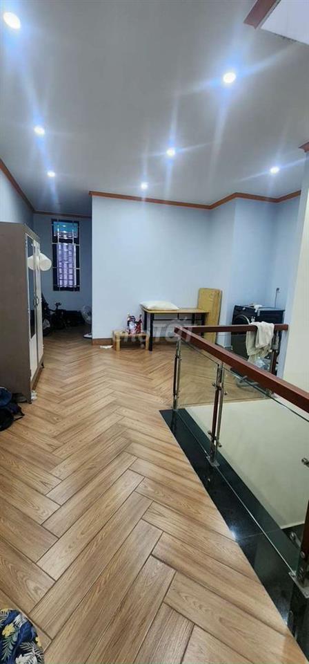 bán gấp nhà 94m2..1 trệt 2 lầu kdc bình đáng bình hòa hcm